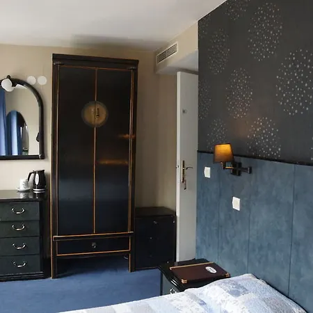 Hotel Apollo Opéra Parigi